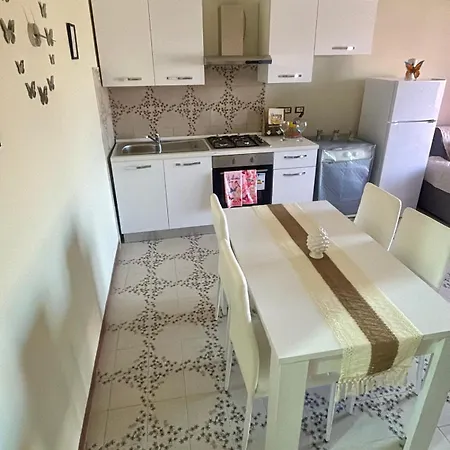 Apartment Giardini Naxos Butterflies Schiso